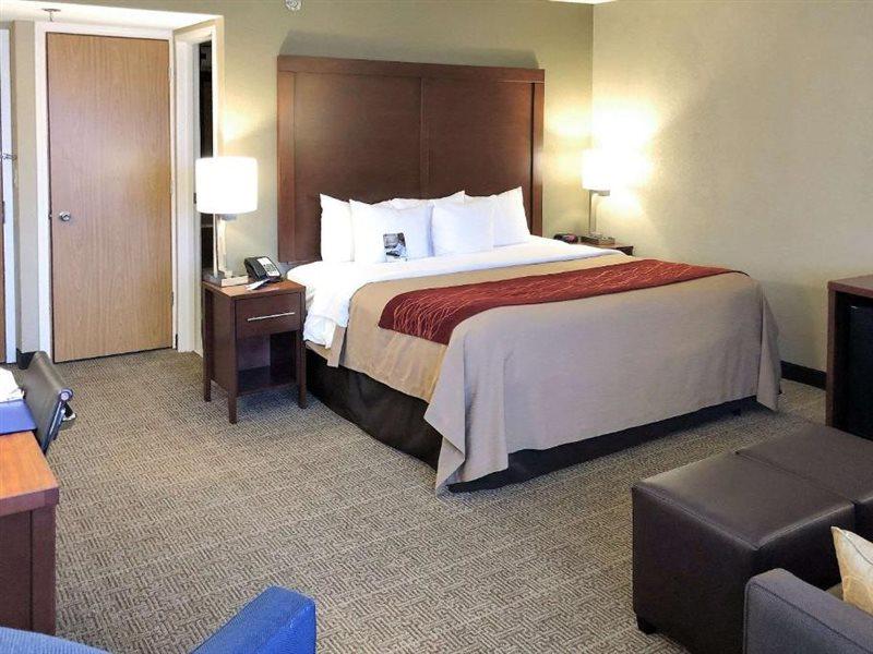 Comfort Inn Farmington Hills Dış mekan fotoğraf